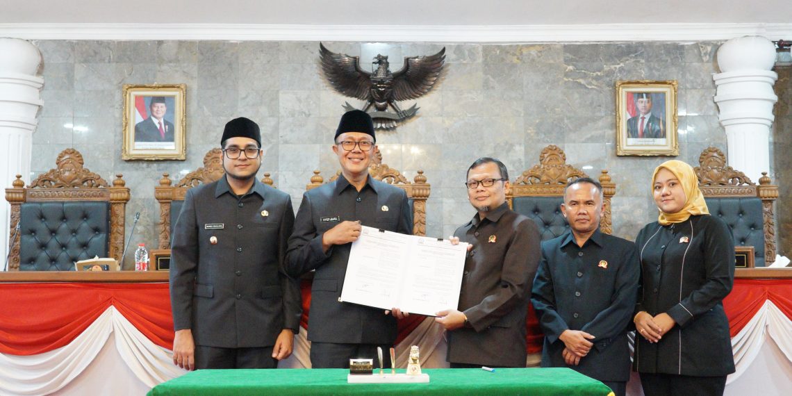 APBD Kota Sukabumi 2026 Disahkan, Wali Kota dan DPRD Sepakat Perjuangkan P2RW Tetap Lanjut