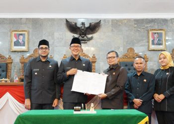 APBD Kota Sukabumi 2026 Disahkan, Wali Kota dan DPRD Sepakat Perjuangkan P2RW Tetap Lanjut